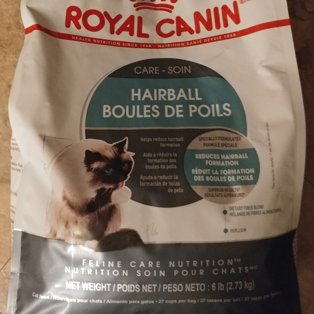 Royal Canin hairball formula 6lbs